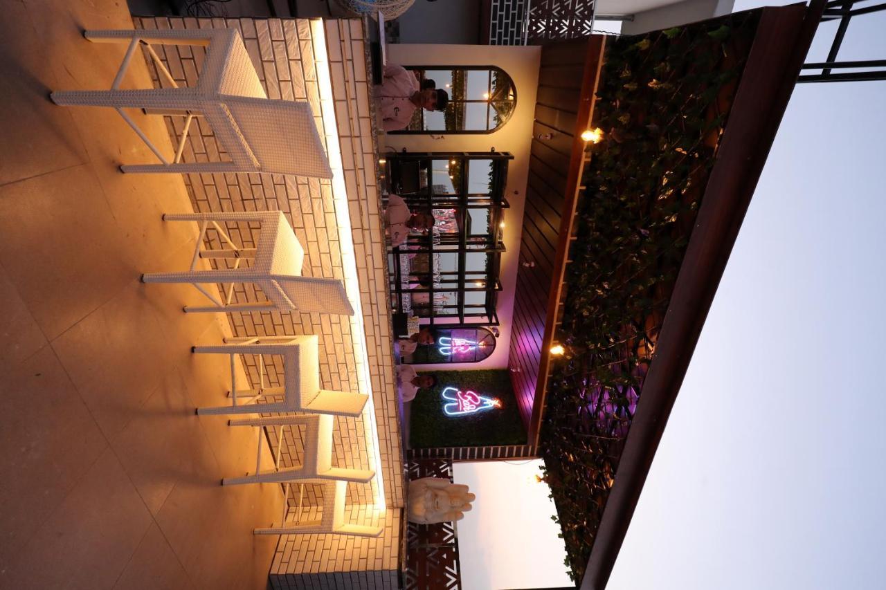 Hotel Crown Ceremonies Faridabad Exteriér fotografie