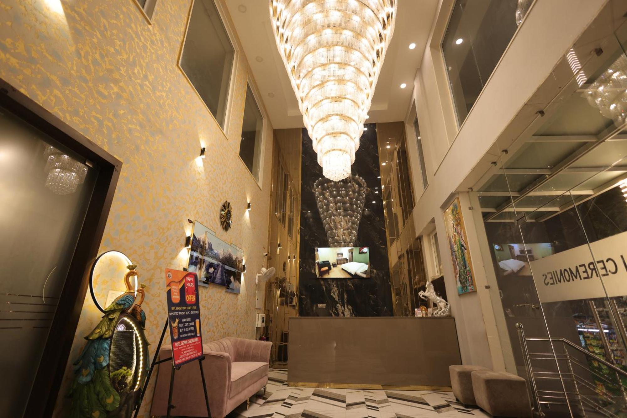 Hotel Crown Ceremonies Faridabad Exteriér fotografie