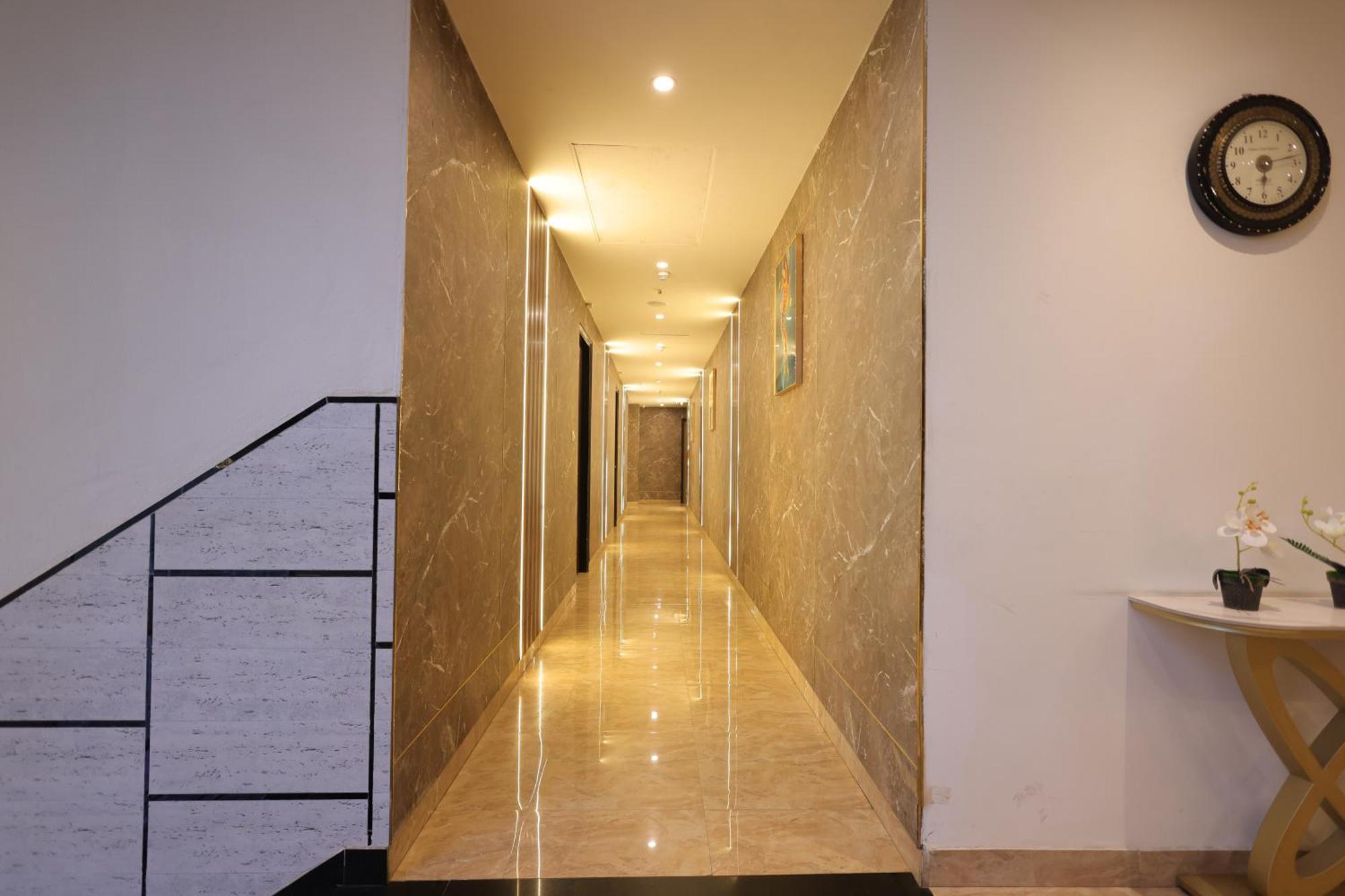 Hotel Crown Ceremonies Faridabad Exteriér fotografie