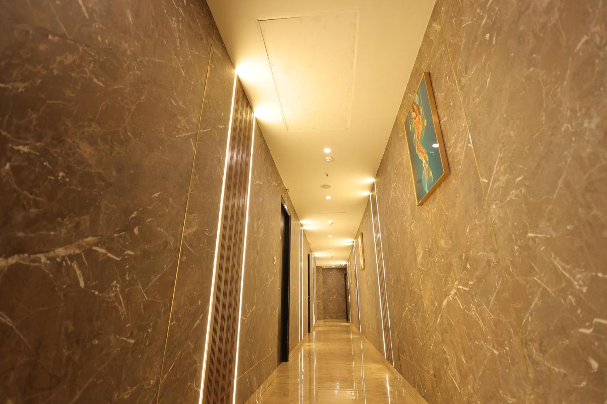 Hotel Crown Ceremonies Faridabad Exteriér fotografie