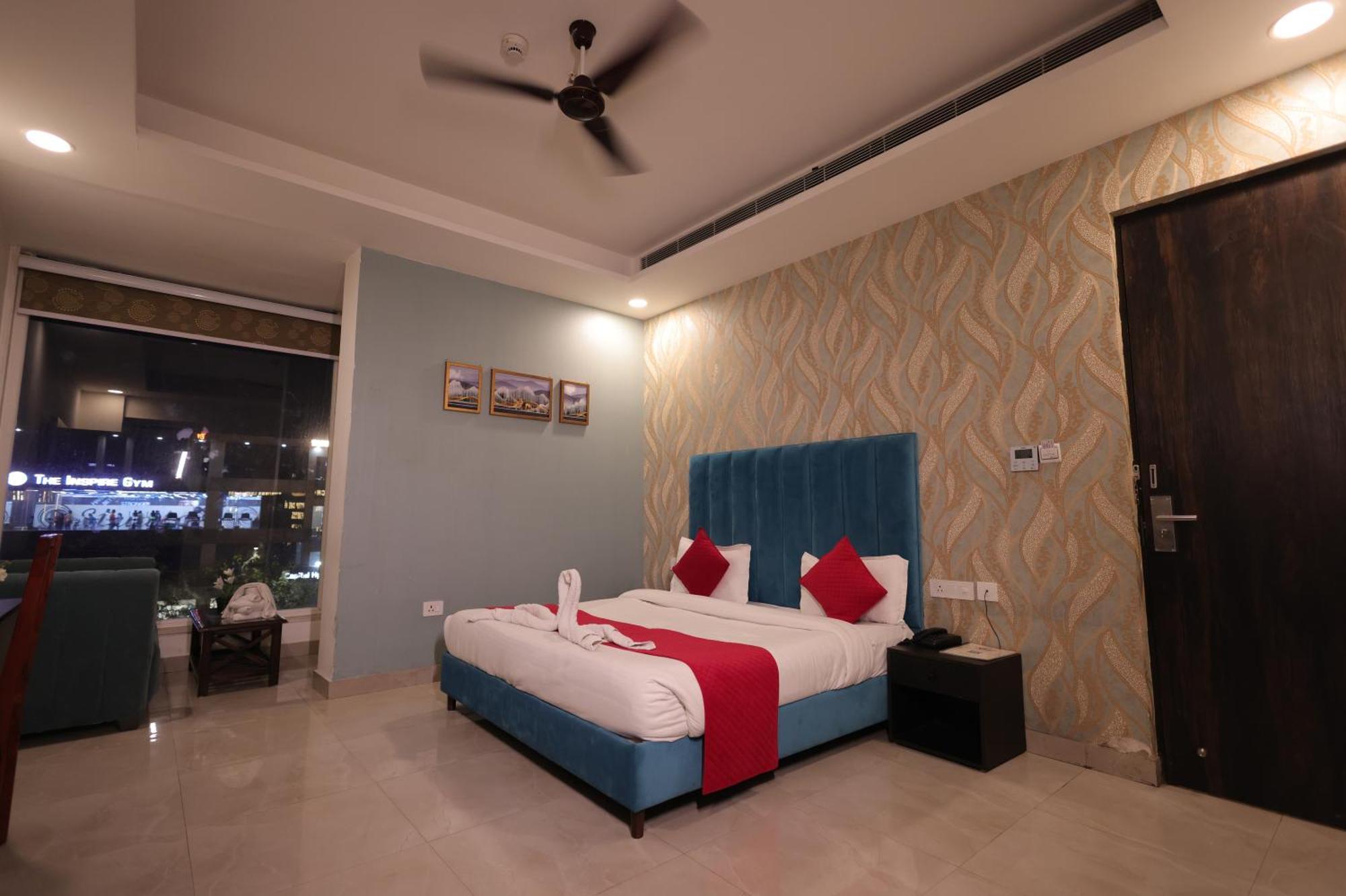 Hotel Crown Ceremonies Faridabad Exteriér fotografie